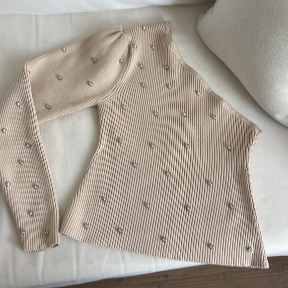 🎀Jeweled embellished one shoulder top🎀 - Picture 2 of 8